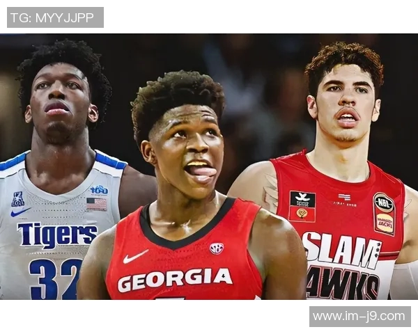 张佳玮盛赞爱德华兹：33分表现展现纯粹爆发力与全面实力